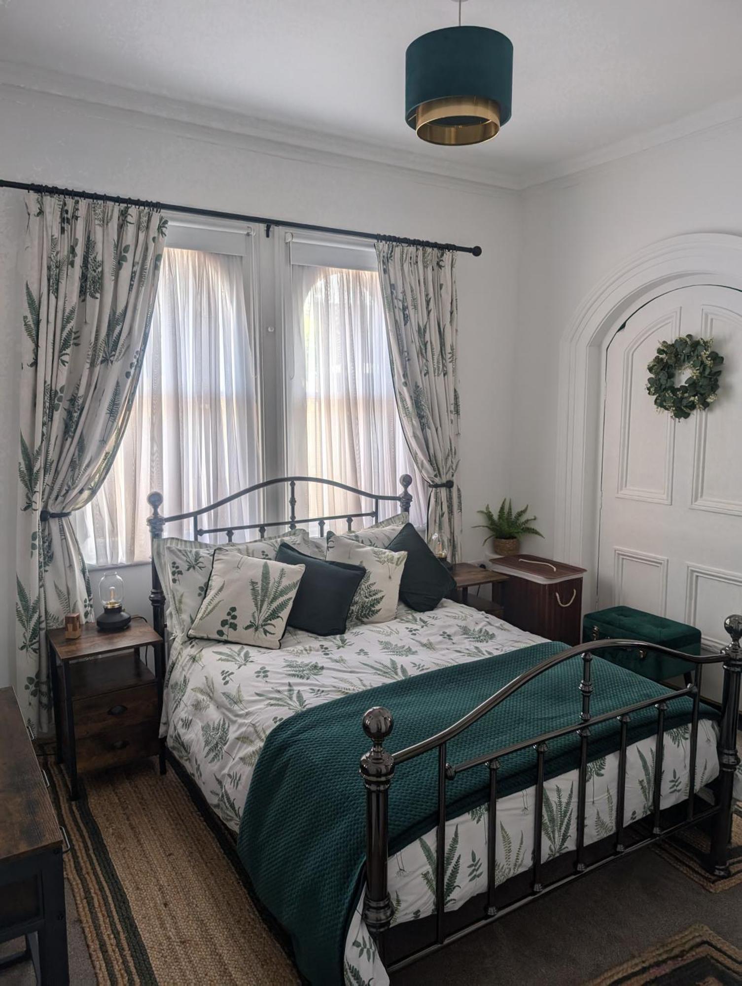 The Railway Sleeper Apartment Cullybackey Ngoại thất bức ảnh